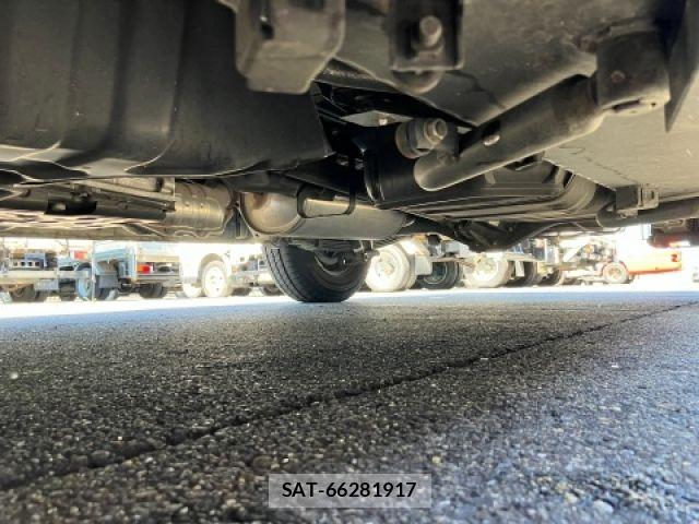 Toyota HIACE WAGON 2020-10 6244391-8