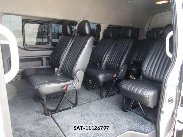 Toyota HIACE WAGON 2025-02 6498304-11