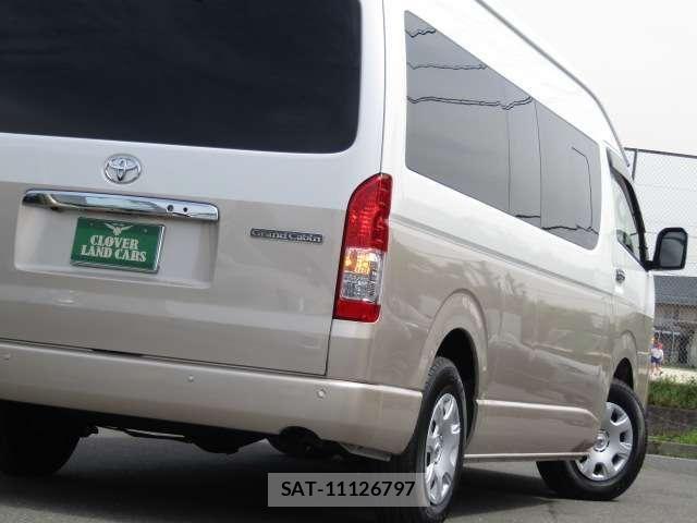 Toyota HIACE WAGON 2025-02 6498304-26