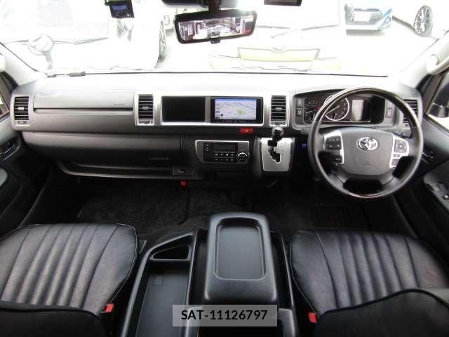 Toyota HIACE WAGON 2025-02 6498304-2