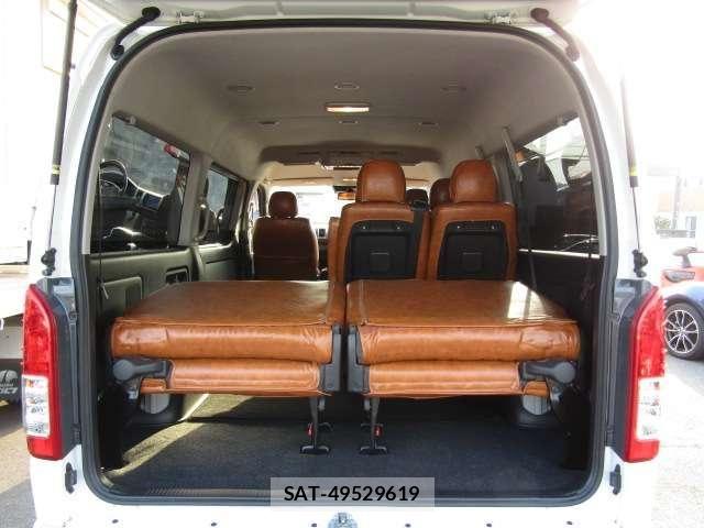Toyota HIACE WAGON 2021-03 6498313-18