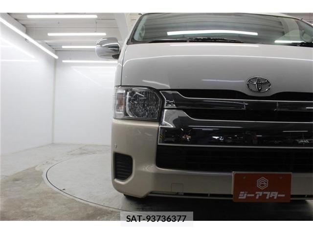 Toyota HIACE WAGON 2020-04 6526277-10