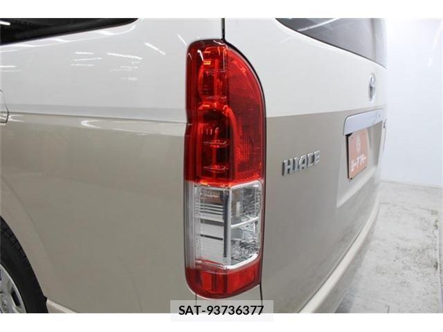 Toyota HIACE WAGON 2020-04 6526277-15