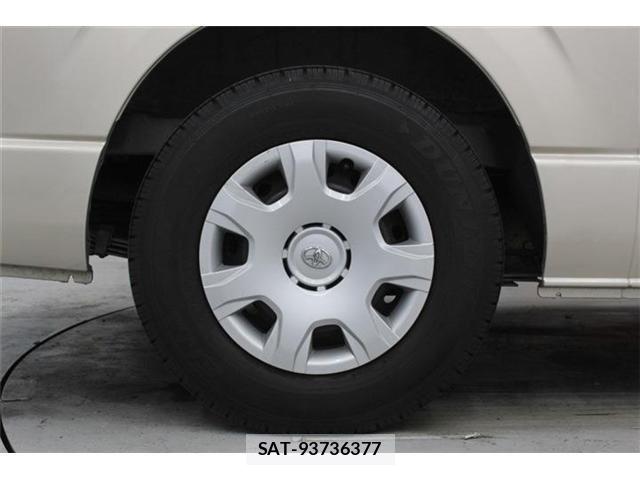 Toyota HIACE WAGON 2020-04 6526277-23