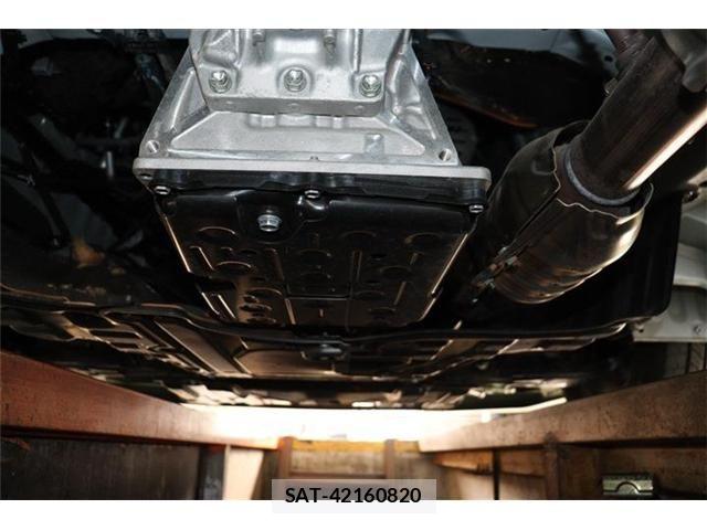 Toyota HIACE WAGON 2023-06 6612193-27