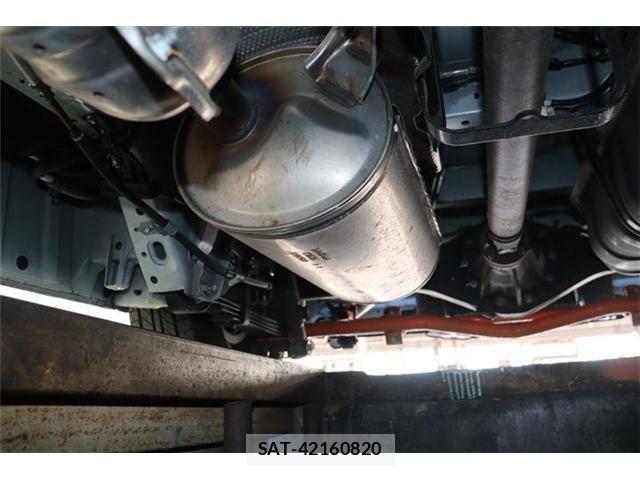 Toyota HIACE WAGON 2023-06 6612193-28