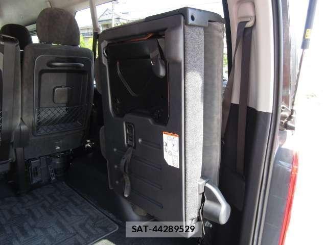 Toyota HIACE WAGON 2019-06 6612195-17