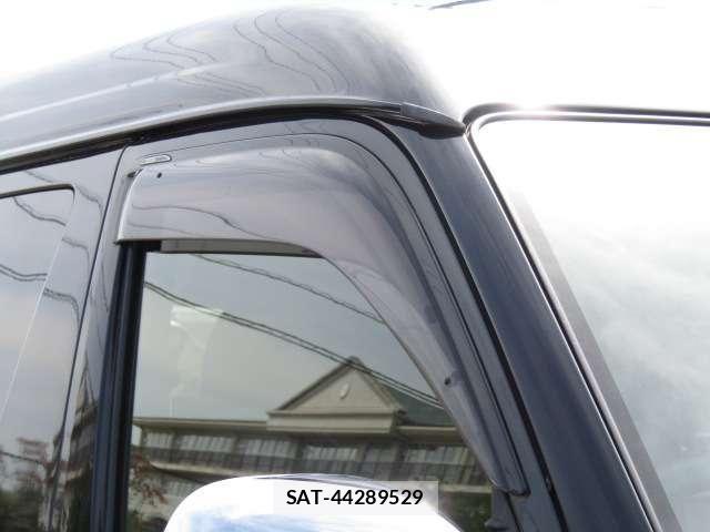Toyota HIACE WAGON 2019-06 6612195-25