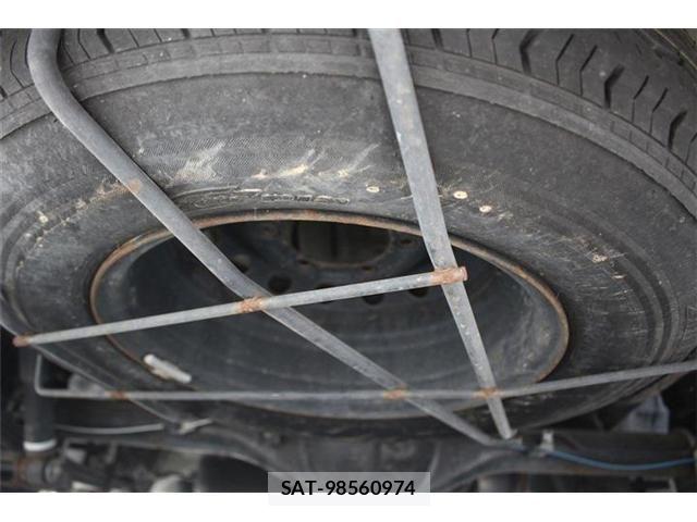 Toyota HIACE WAGON 2017-03 6612192-11