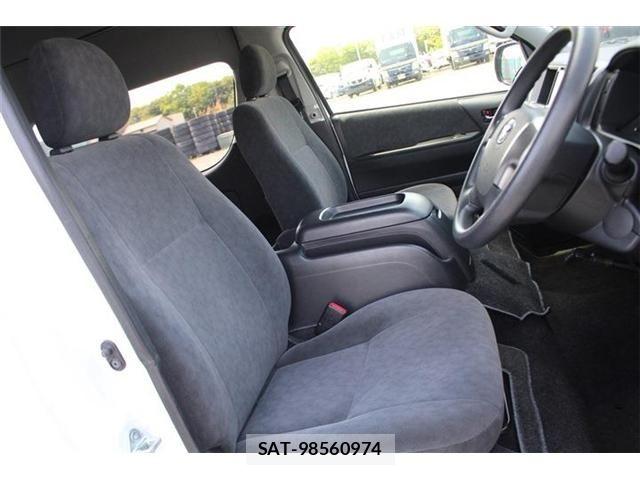 Toyota HIACE WAGON 2017-03 6612192-13