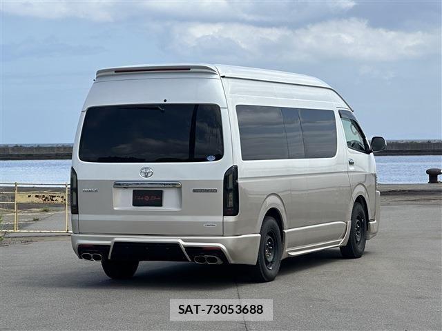 Toyota HIACE WAGON 2017-12 6612194-2