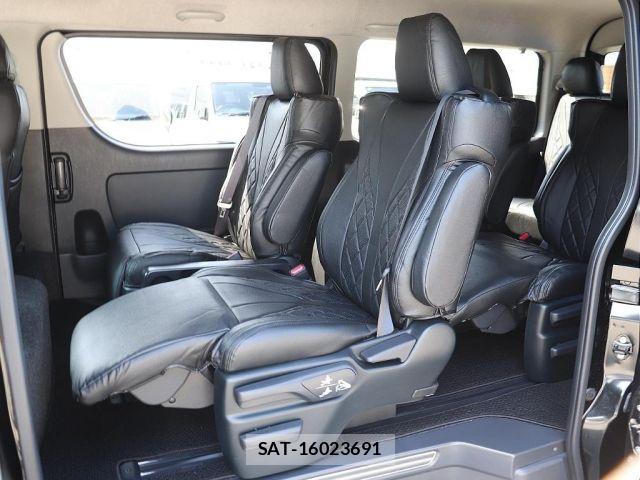 Toyota HIACE WAGON 2025-01 6641661-12