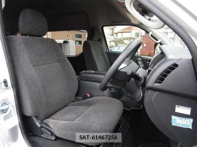 Toyota HIACE WAGON 2021-03 6641662-10
