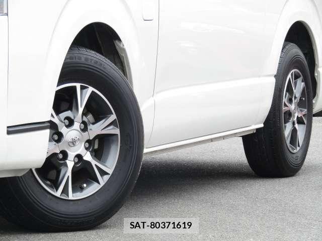 Toyota HIACE WAGON 2017-11 6641663-24