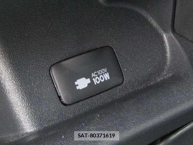 Toyota HIACE WAGON 2017-11 6641663-8