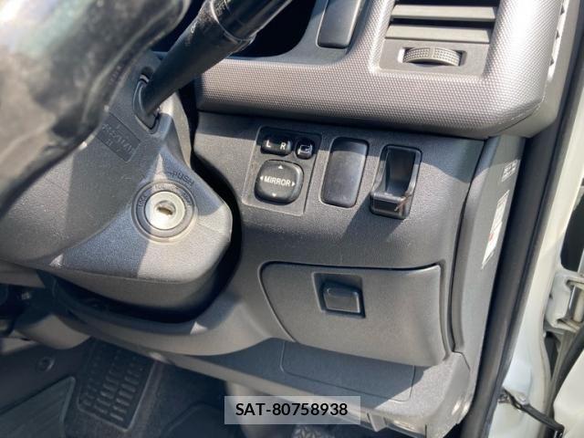 Toyota HIACE WAGON 2013-11 6671758-18