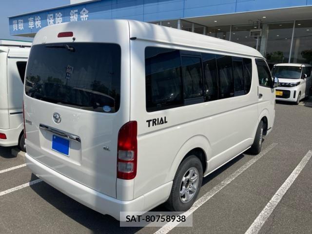 Toyota HIACE WAGON 2013-11 6671758-1
