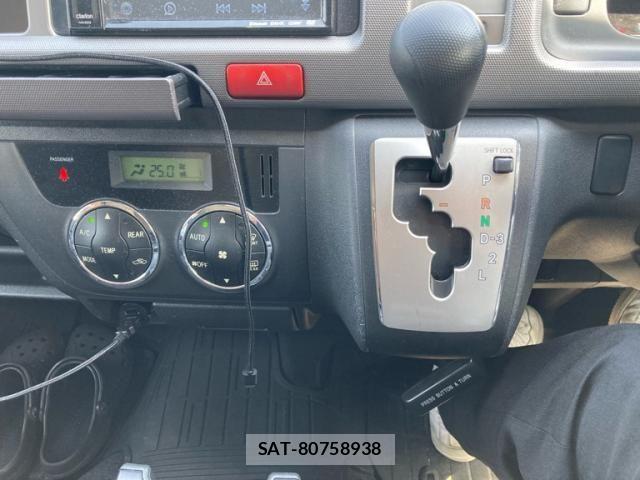 Toyota HIACE WAGON 2013-11 6671758-21