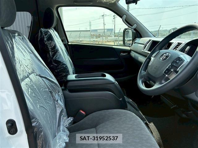 Toyota HIACE WAGON 2025-07 6676203-12