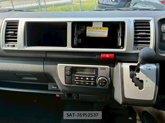 Toyota HIACE WAGON 2025-07 6676203-24