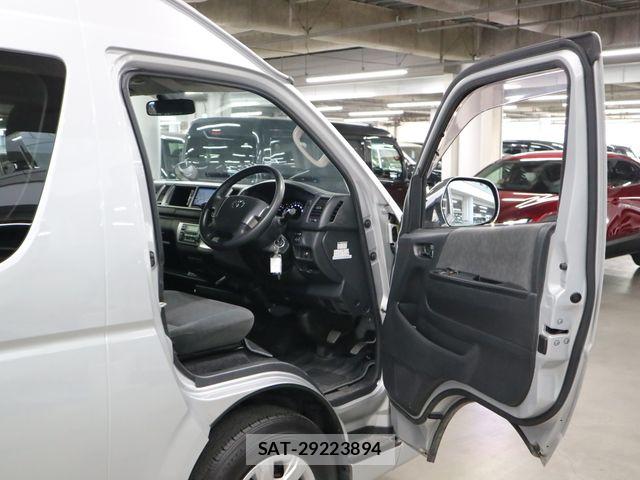Toyota HIACE WAGON 2016-03 6716253-10