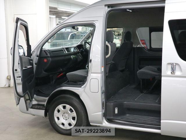 Toyota HIACE WAGON 2016-03 6716253-12