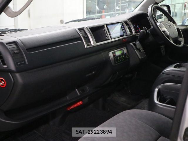 Toyota HIACE WAGON 2016-03 6716253-13
