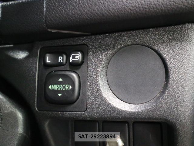 Toyota HIACE WAGON 2016-03 6716253-25