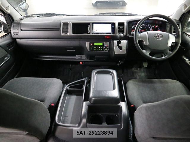 Toyota HIACE WAGON 2016-03 6716253-2