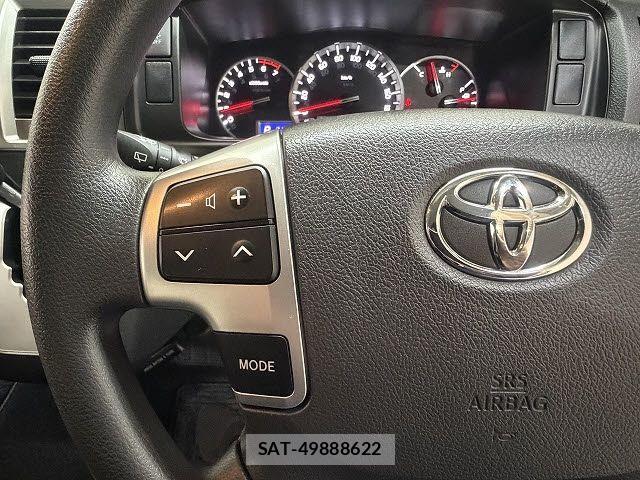 Toyota HIACE WAGON 2019-08 6716251-16