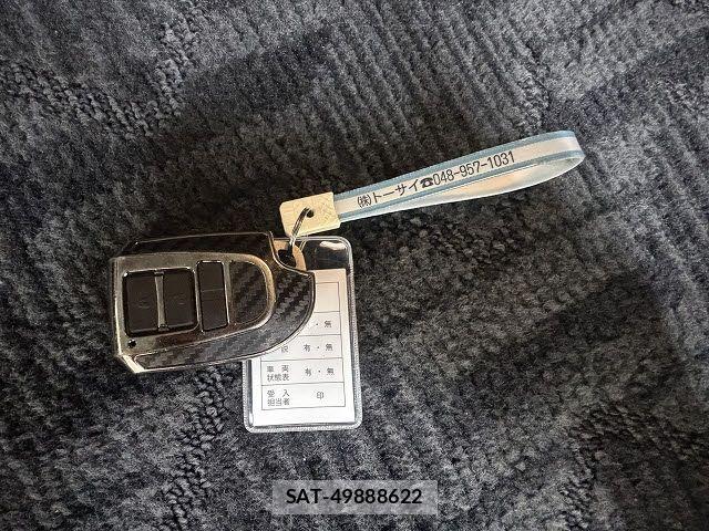 Toyota HIACE WAGON 2019-08 6716251-21