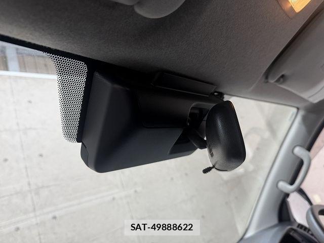 Toyota HIACE WAGON 2019-08 6716251-25