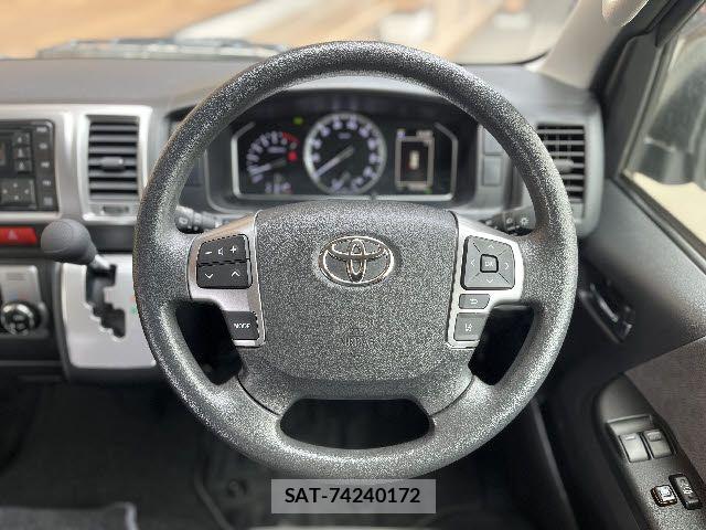 Toyota HIACE WAGON 2020-06 6716249-13
