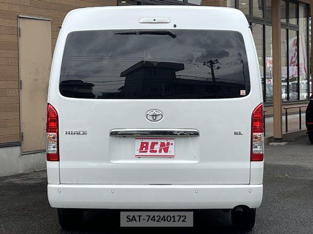 Toyota HIACE WAGON 2020-06 6716249-22