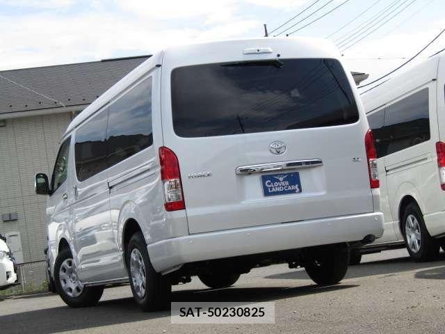 Toyota HIACE WAGON 2026-04 6716247-26