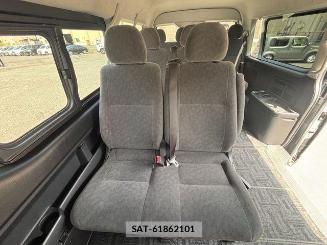 Toyota HIACE WAGON 2022-05 6751823-14