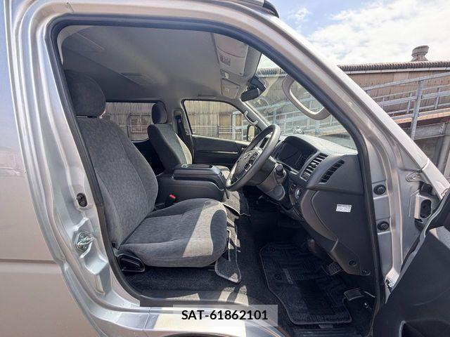 Toyota HIACE WAGON 2022-05 6751823-20