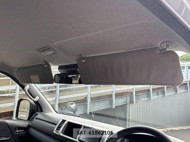 Toyota HIACE WAGON 2022-05 6751823-22