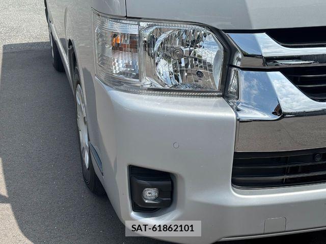 Toyota HIACE WAGON 2022-05 6751823-28