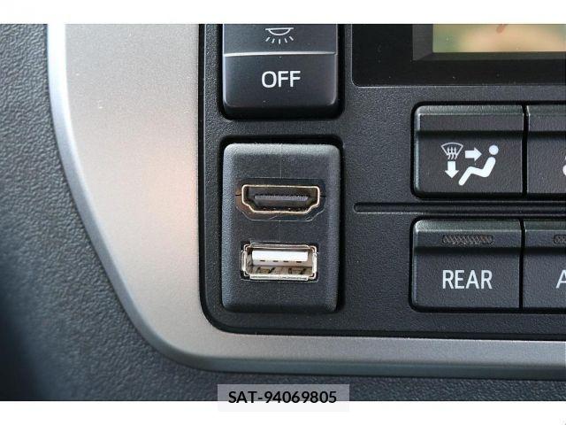 Toyota HIACE WAGON 2023-01 6751819-12