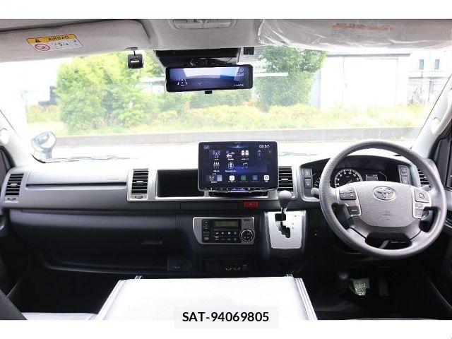 Toyota HIACE WAGON 2023-01 6751819-3