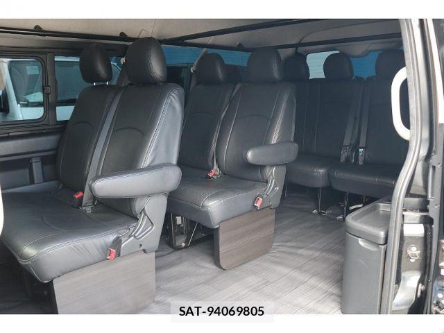 Toyota HIACE WAGON 2023-01 6751819-6