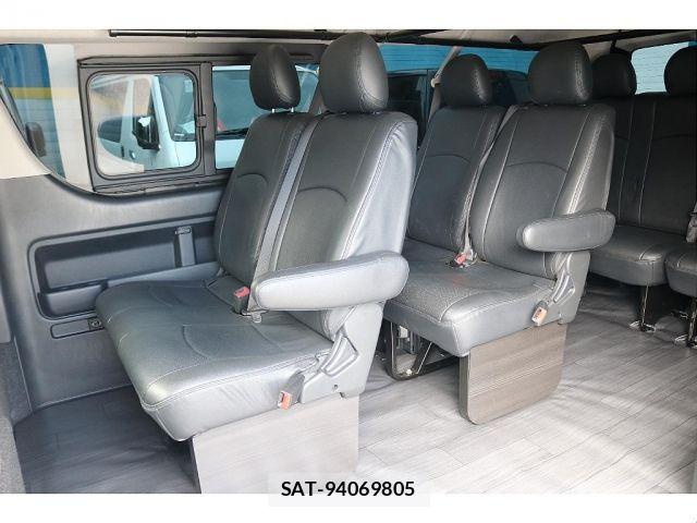 Toyota HIACE WAGON 2023-01 6751819-7
