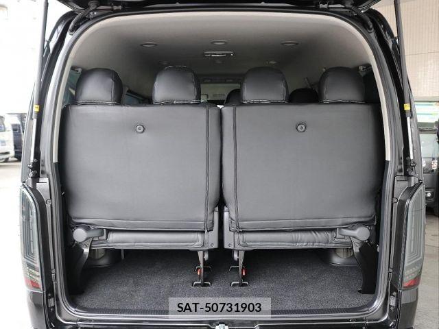 Toyota HIACE WAGON 2023-01 6815205-13