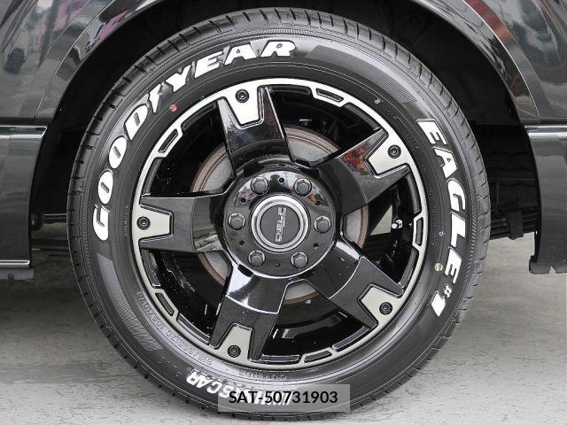 Toyota HIACE WAGON 2023-01 6815205-14