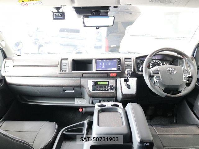 Toyota HIACE WAGON 2023-01 6815205-3