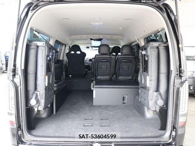Toyota HIACE WAGON 2023-01 6815206-12