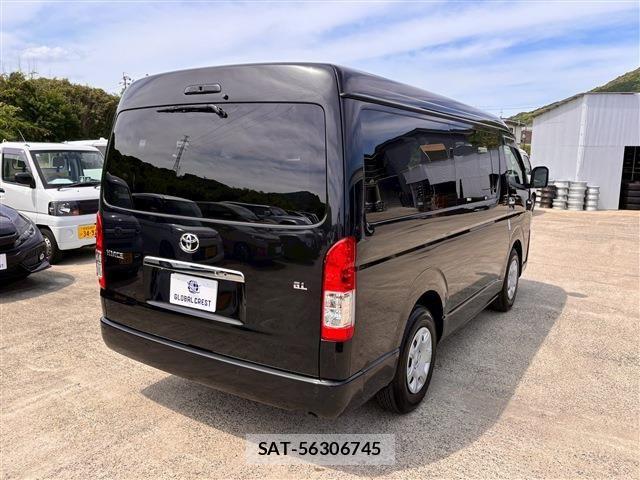 Toyota HIACE WAGON 2025-04 6815224-15