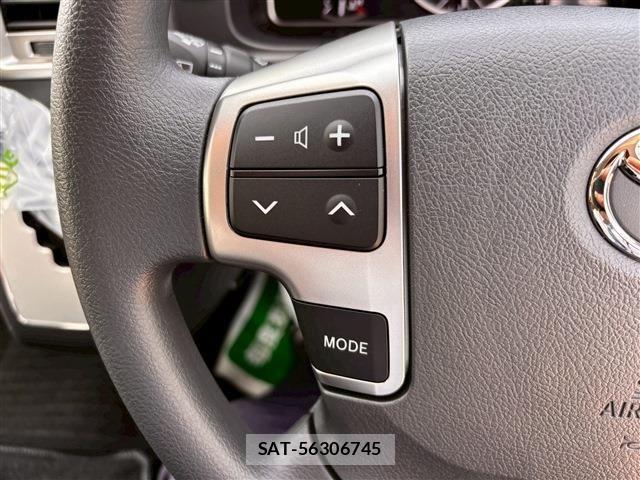 Toyota HIACE WAGON 2025-04 6815224-25