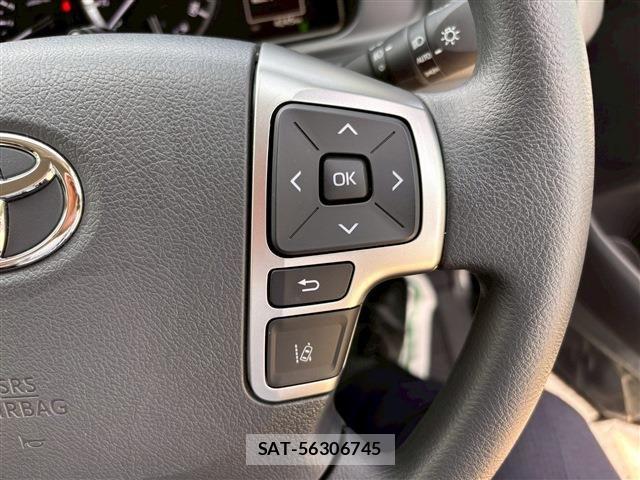 Toyota HIACE WAGON 2025-04 6815224-26